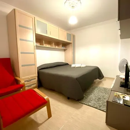 Amplia Habitación En *
